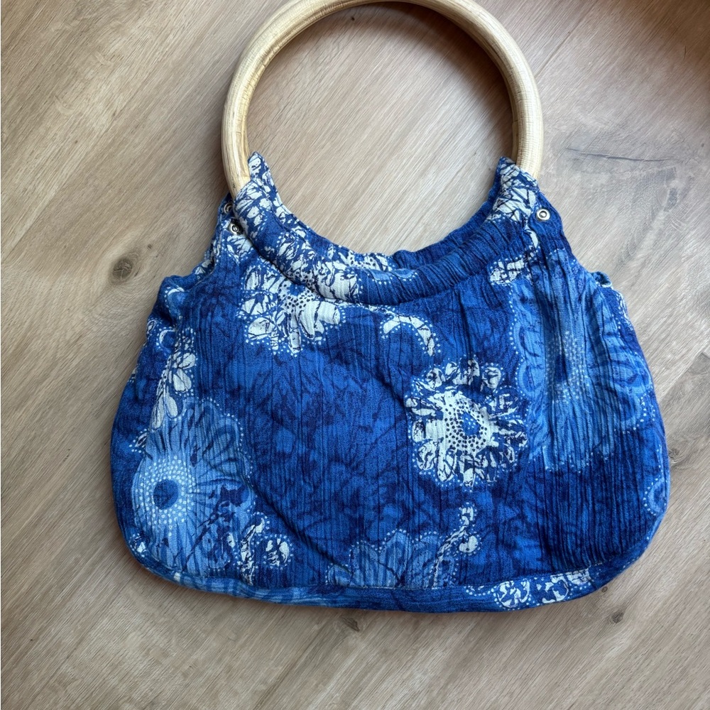 Blue Floral Women's Bag with Wooden Handles